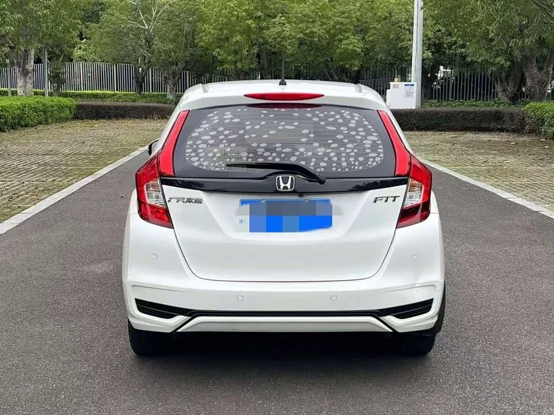 Honda Fit — фото 3