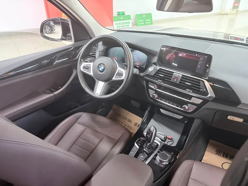 BMW X3 — фото 15