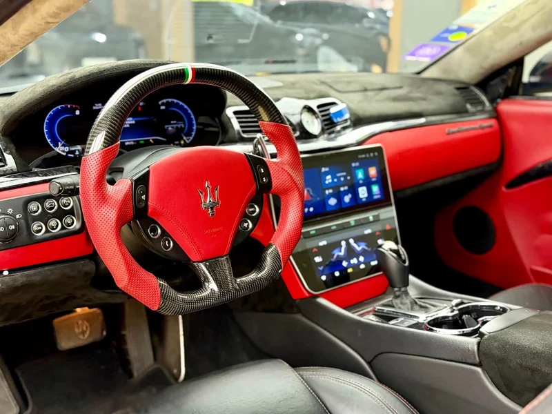 Maserati GranTurismo — фото 12