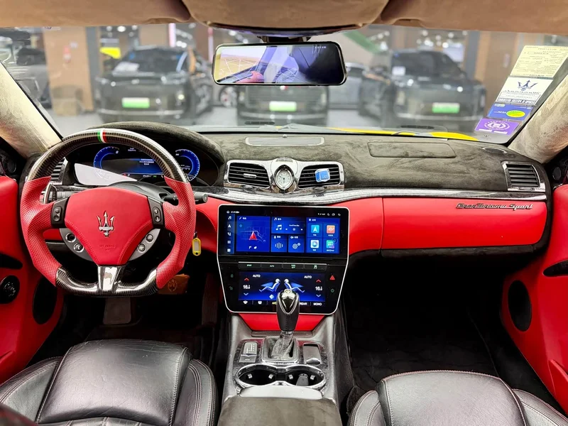 Maserati GranTurismo — фото 15