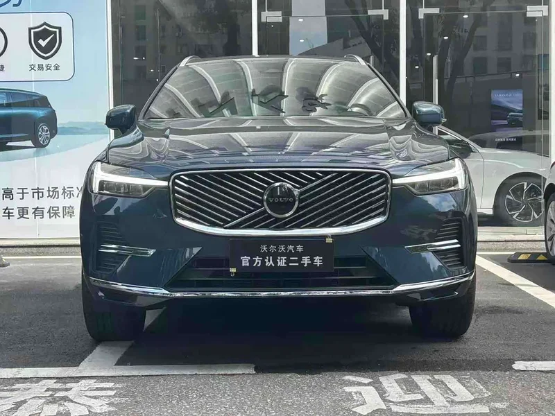 Volvo XC60 — фото 2