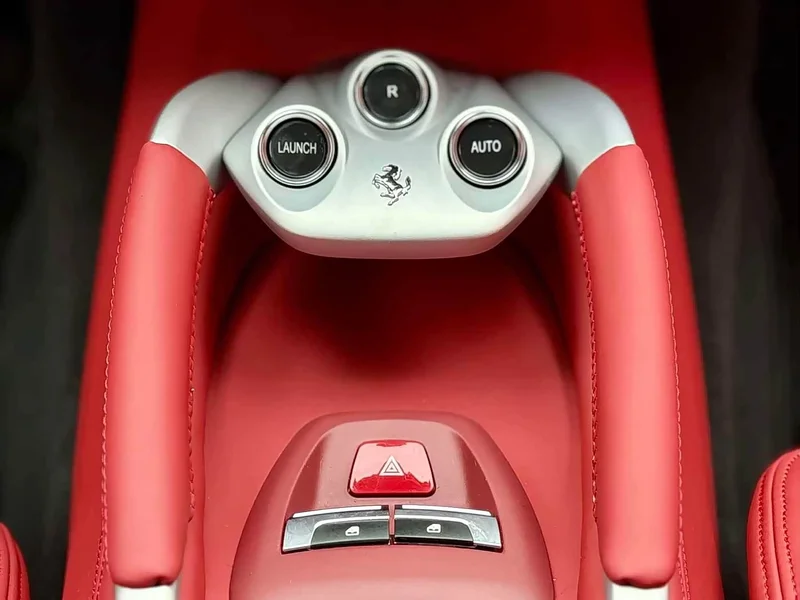 Ferrari FF — фото 13