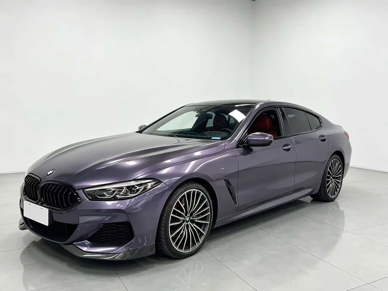 BMW 8-Series — фото 1