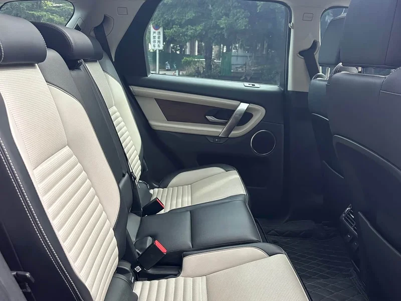 Land Rover Discovery — фото 10
