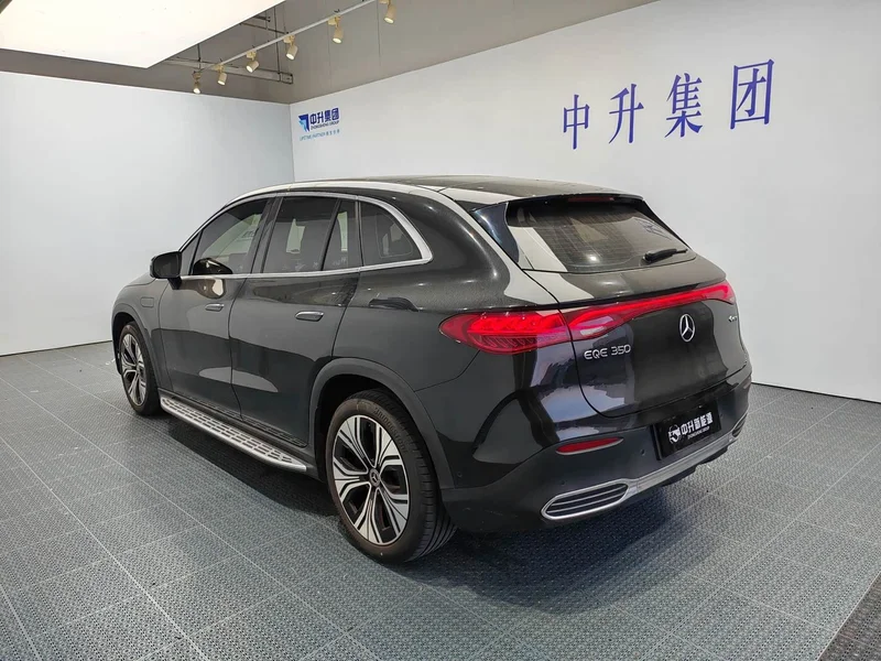 Mercedes-Benz EQE SUV — фото 4