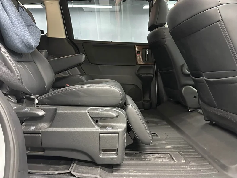 Honda Odyssey — фото 15