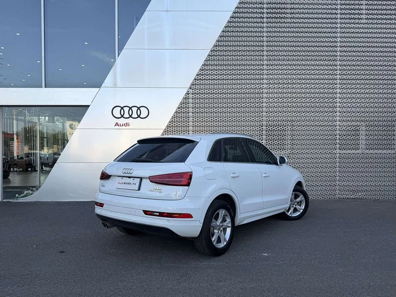 Audi Q3 — фото 4