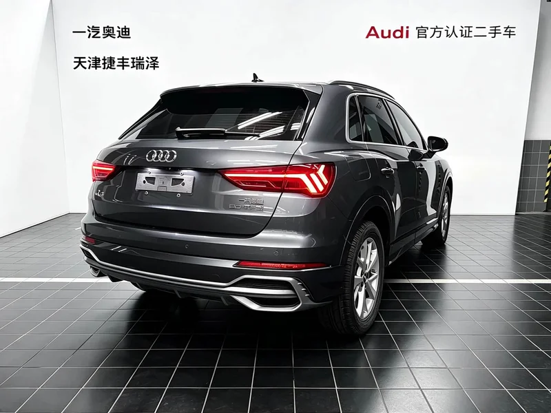Audi Q3 — фото 6