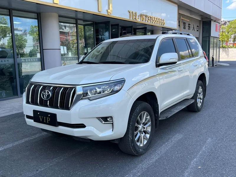 Toyota Prado — фото 2