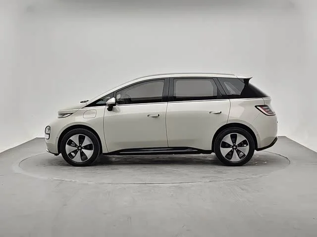 Baojun Yunduo — фото 3