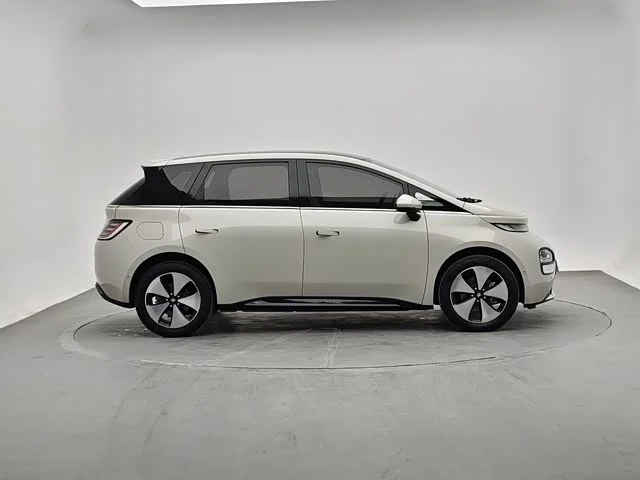 Baojun Yunduo — фото 4