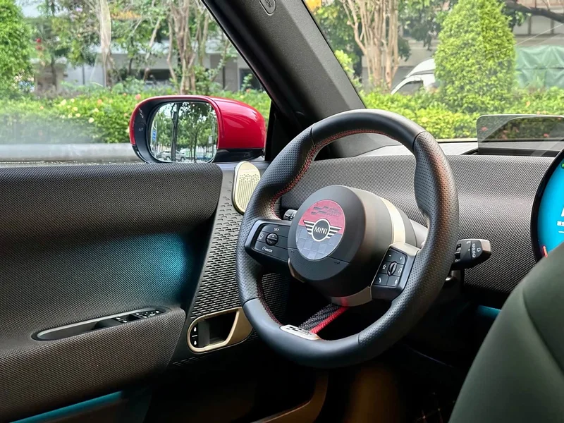 MINI Electric JCW — фото 21