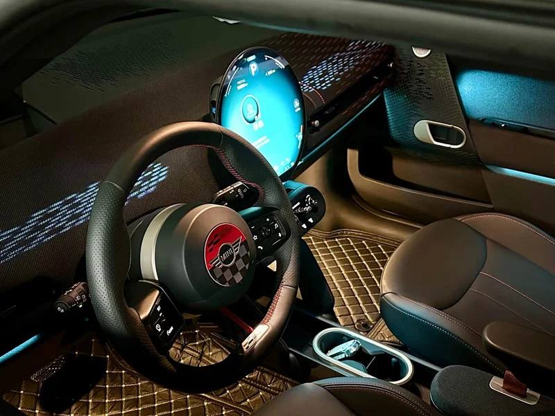 MINI Electric JCW — фото 25