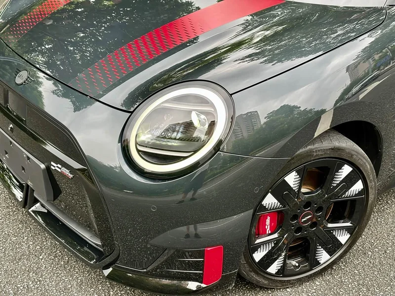 MINI Electric JCW — фото 4