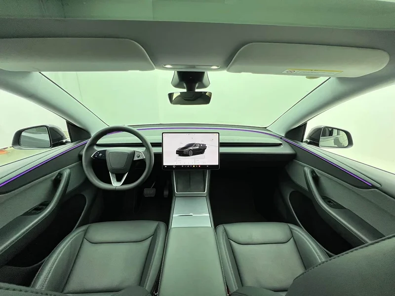 Tesla Model Y — фото 11