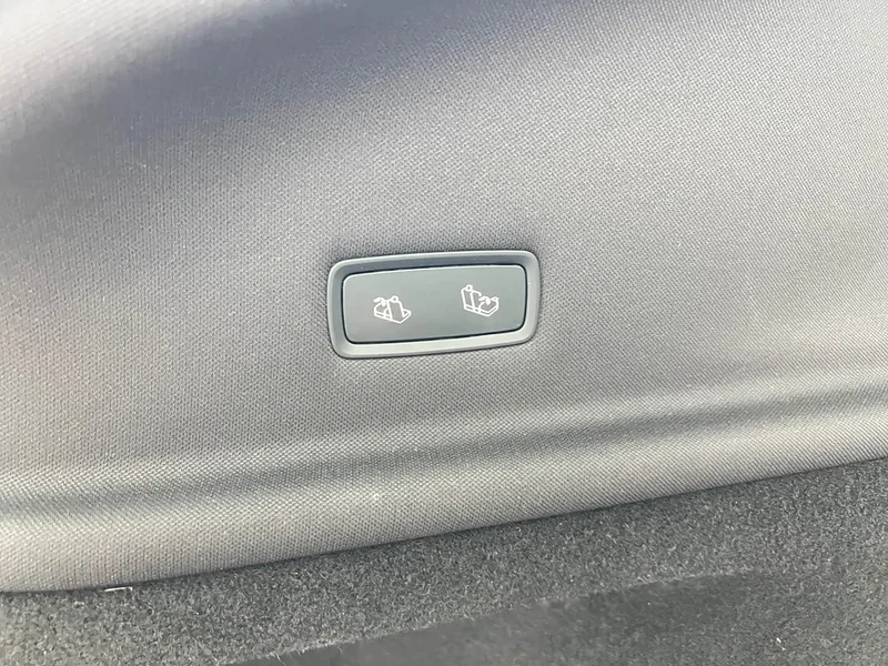 Tesla Model Y — фото 22