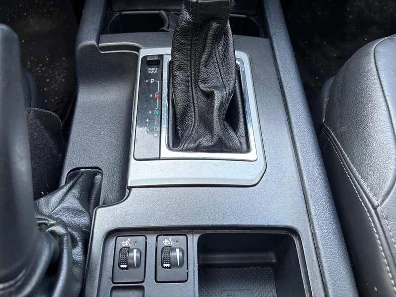 Toyota Prado — фото 11