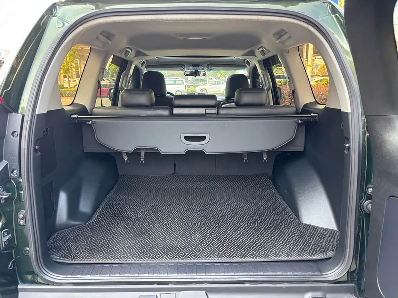 Toyota Prado — фото 12