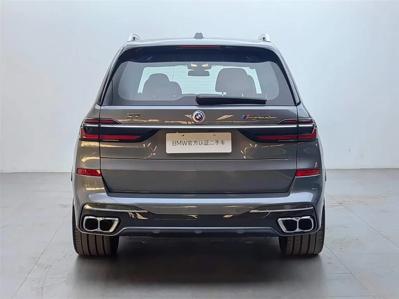 BMW X7 M60i — фото 5