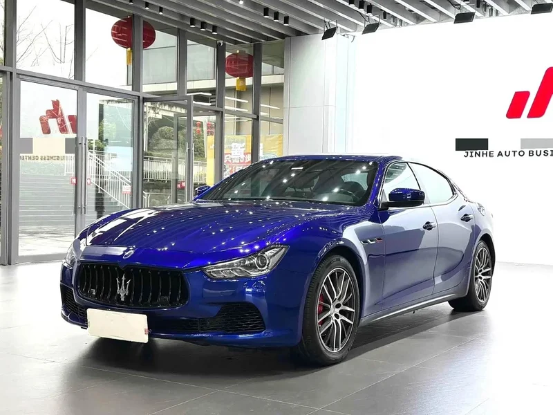 Maserati Ghibli — фото 1