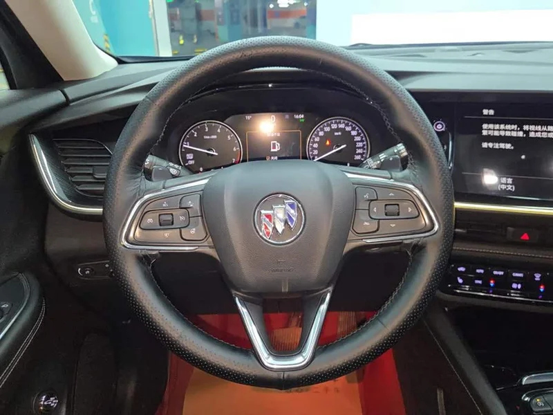 Buick Envision Plus — фото 15