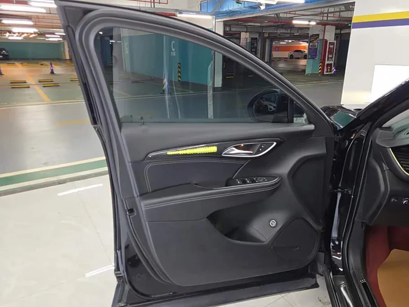 Buick Envision Plus — фото 7