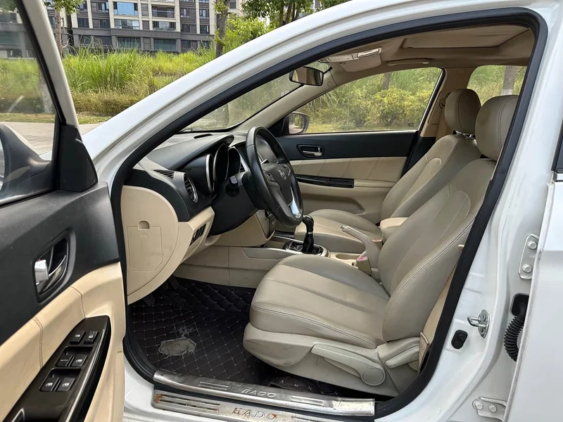 Changan Eado — фото 11