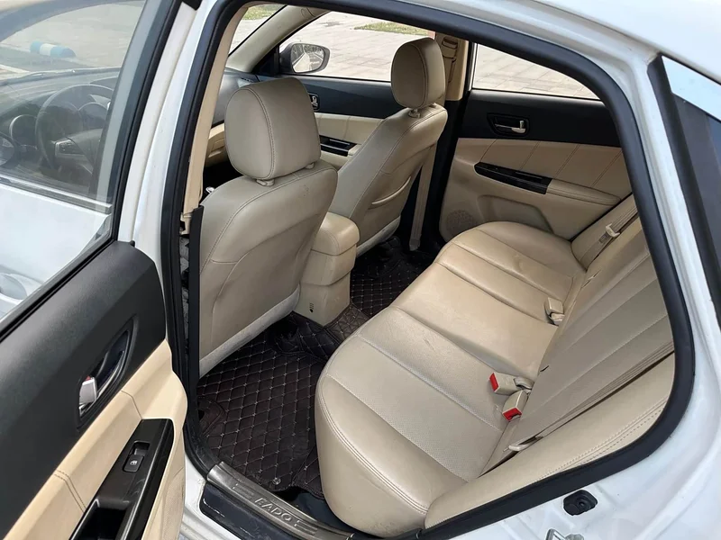 Changan Eado — фото 12