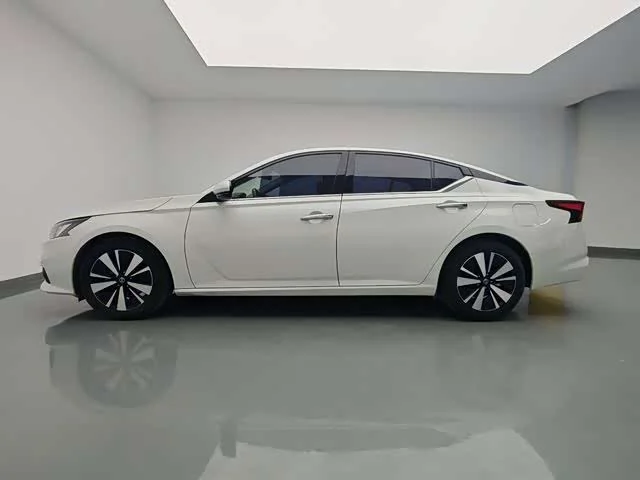 Nissan Teana — фото 16