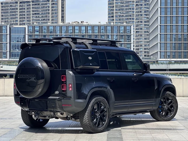 Land Rover Defender — фото 18