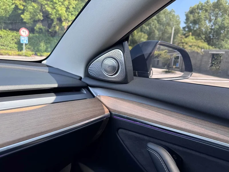 Tesla Model 3 — фото 19