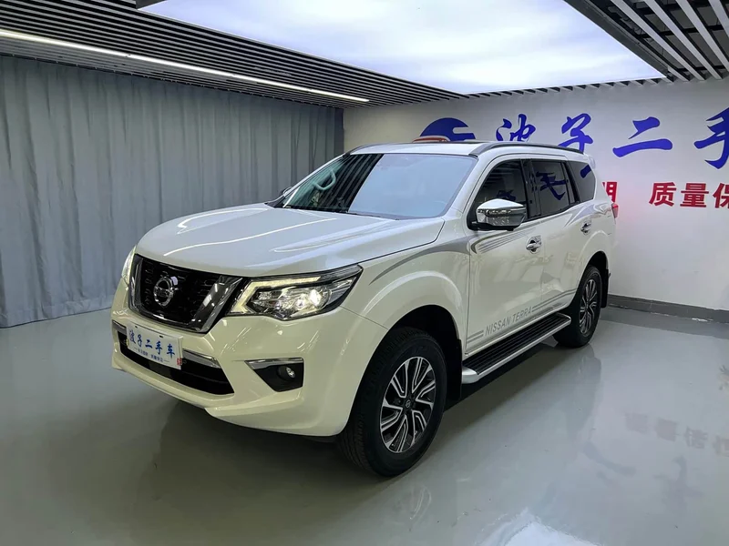 Nissan Terra — фото 1