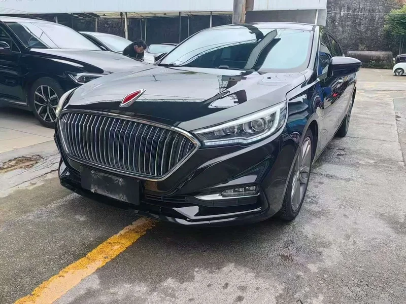 Hongqi H5 — фото 1