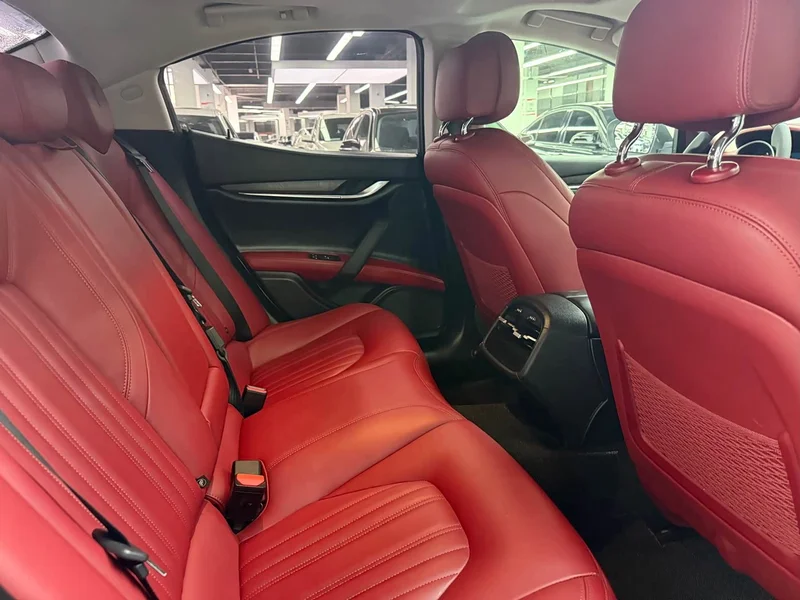 Maserati Ghibli — фото 19