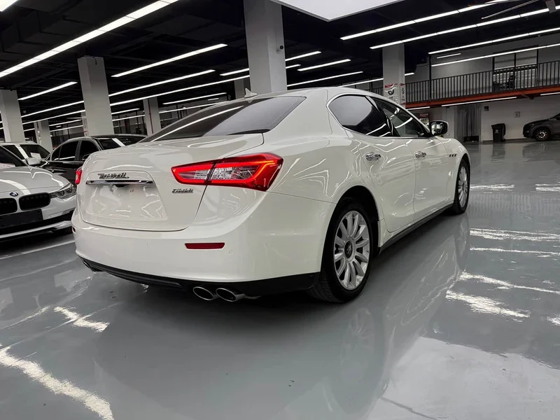 Maserati Ghibli — фото 23