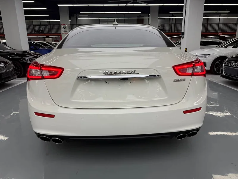 Maserati Ghibli — фото 24