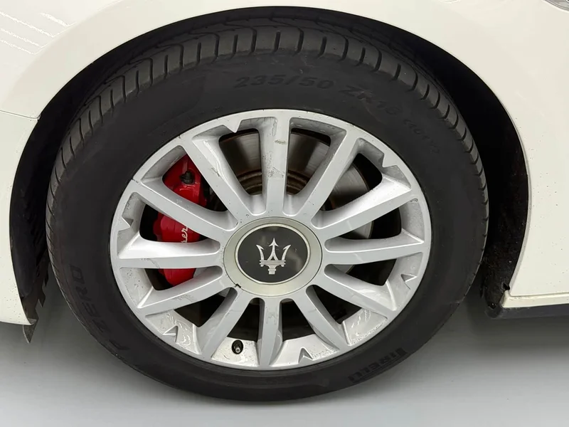Maserati Ghibli — фото 28