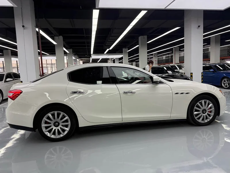 Maserati Ghibli — фото 4