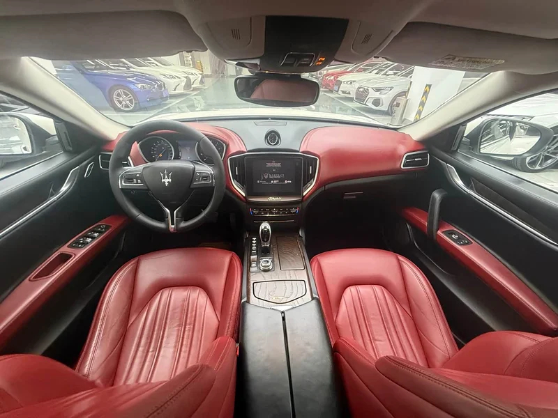 Maserati Ghibli — фото 9
