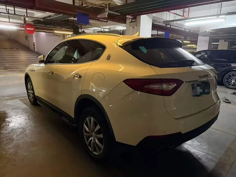 Maserati Levante — фото 2