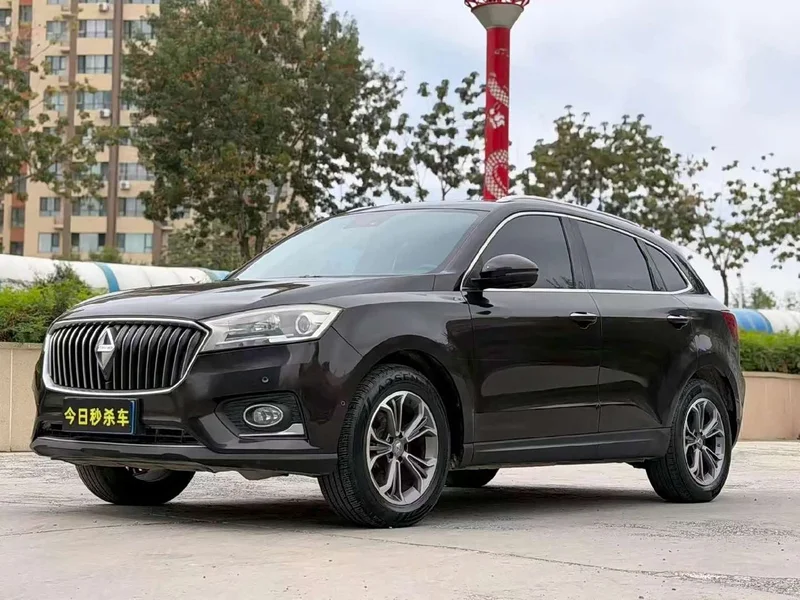 Borgward BX7 — фото 1