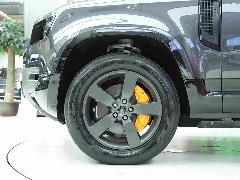 Land Rover Defender — фото 19
