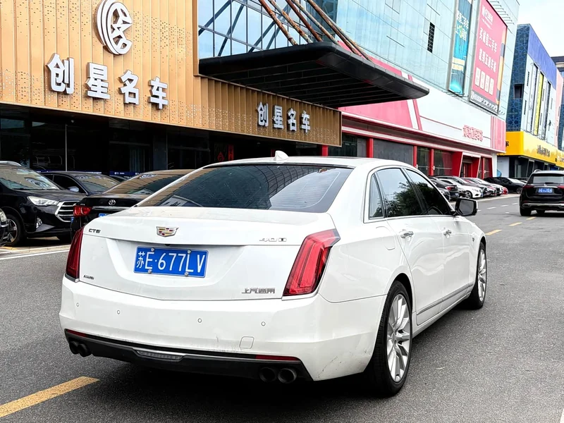 Cadillac CT6 — фото 3