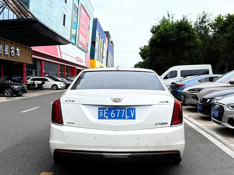 Cadillac CT6 — фото 4