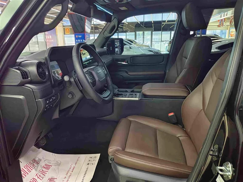 Toyota Prado — фото 11