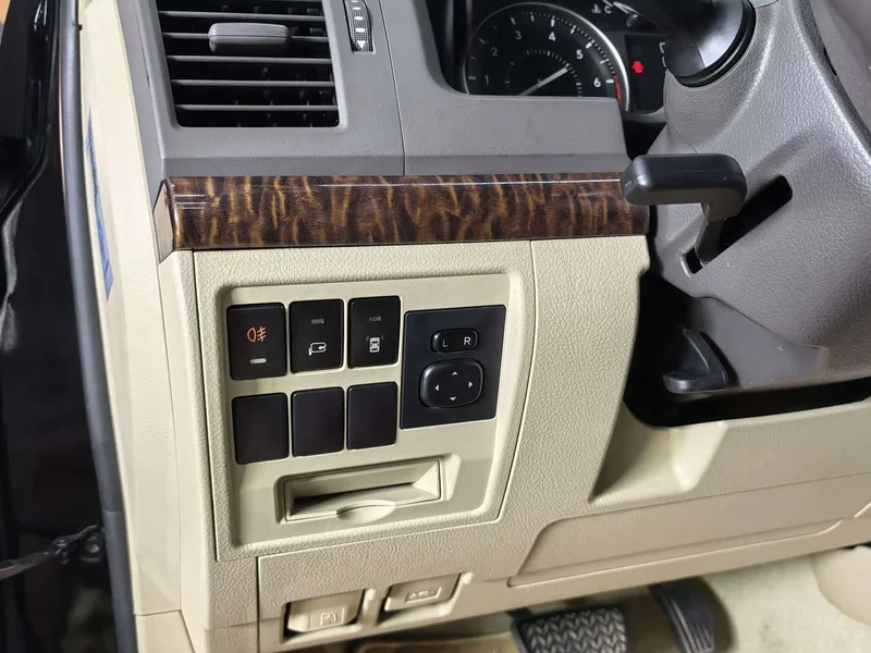 Toyota Land Cruiser (Imported) — фото 14