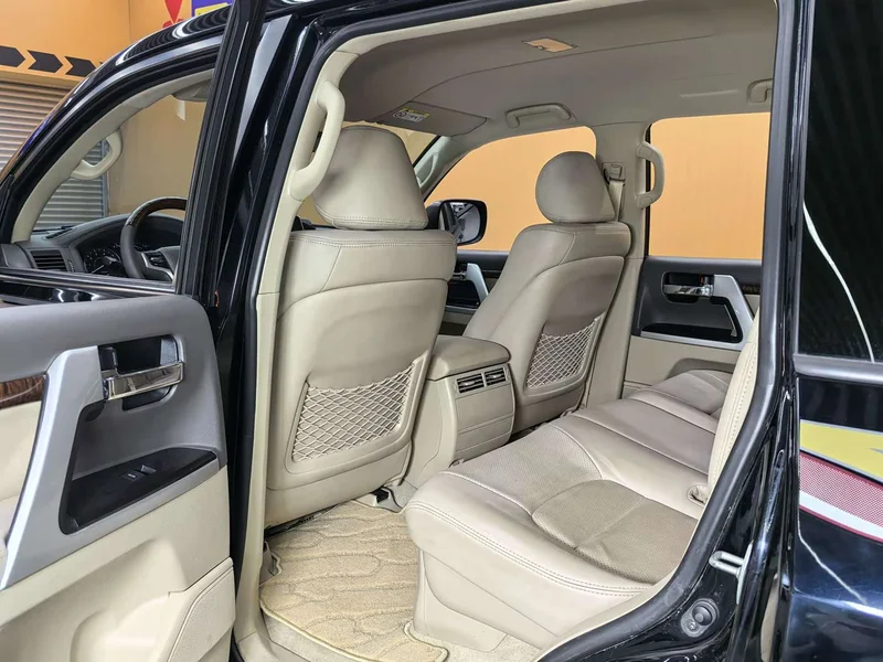 Toyota Land Cruiser (Imported) — фото 17