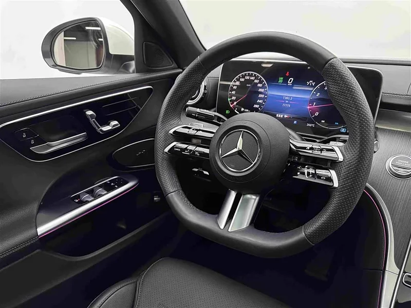 Mercedes-Benz C-Class — фото 10