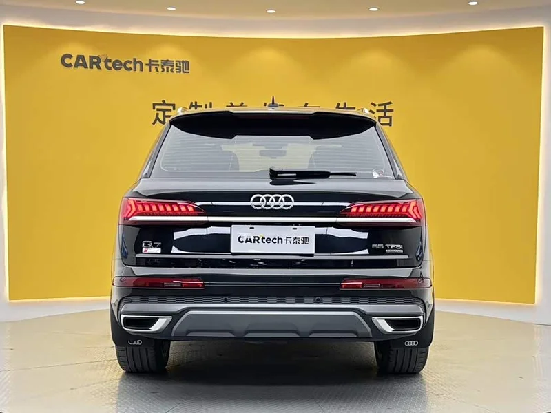 Audi Q7 — фото 2