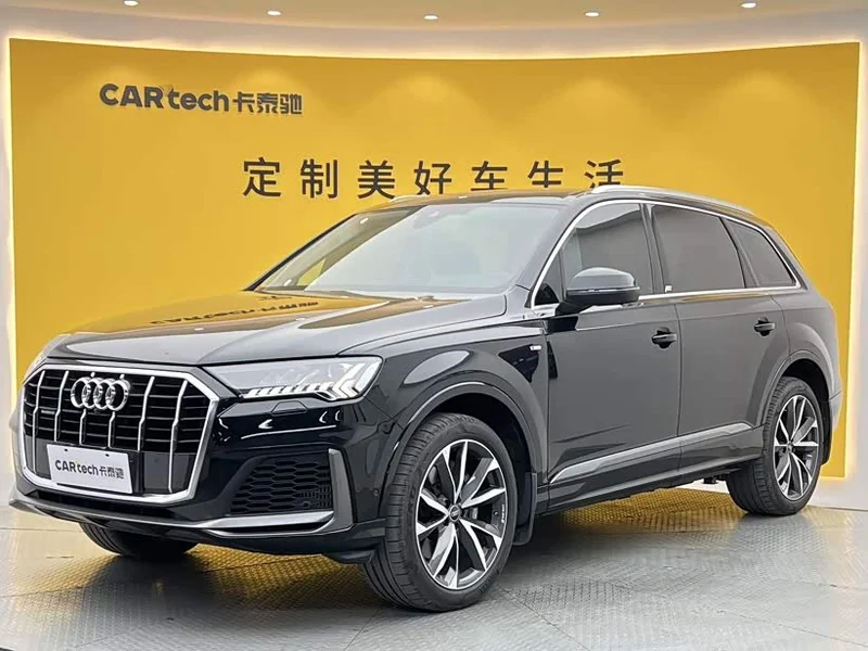 Audi Q7 — фото 10